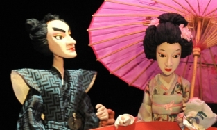 В Китае наградили омский театр «Арлекин» за японские предания